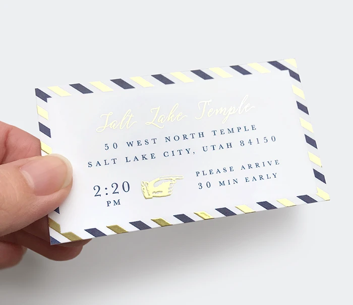 The sealing card was sent only to close family and friends. The front and back included gold foil details.